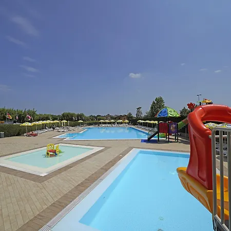 Ohana Apartments Camping Tiglio-3
